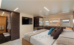 Cerri 102 Fly - Master Cabin