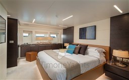 Cerri 102 Fly - Master Cabin