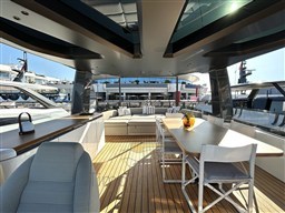 Azimut Seadeck 9 (2026) Timone Yachts