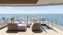 G36M Upperdeck Lounge 1 - dimensioni grandi.jpeg