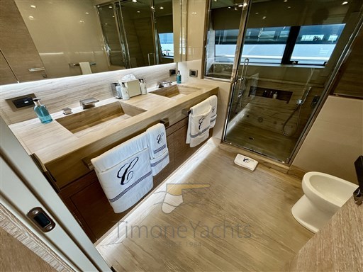 Custom Line Navetta 33 (2013) Timone Yachts