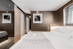 AZIMUT GRANDE 27M