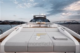 AZIMUT GRANDE 27M