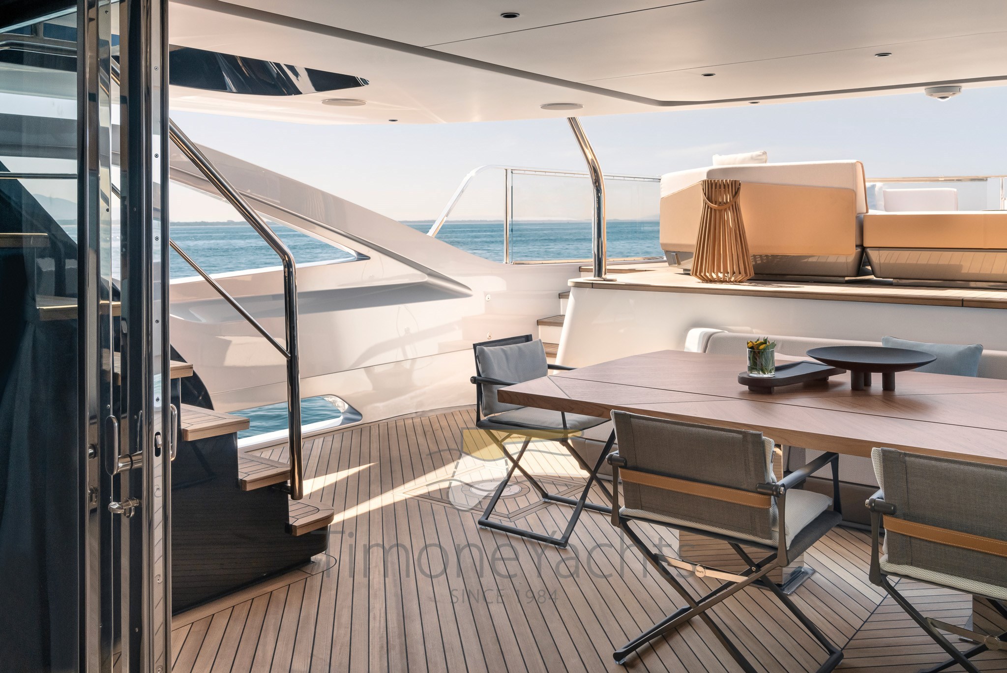 AZIMUT GRANDE TRIDECK 38M