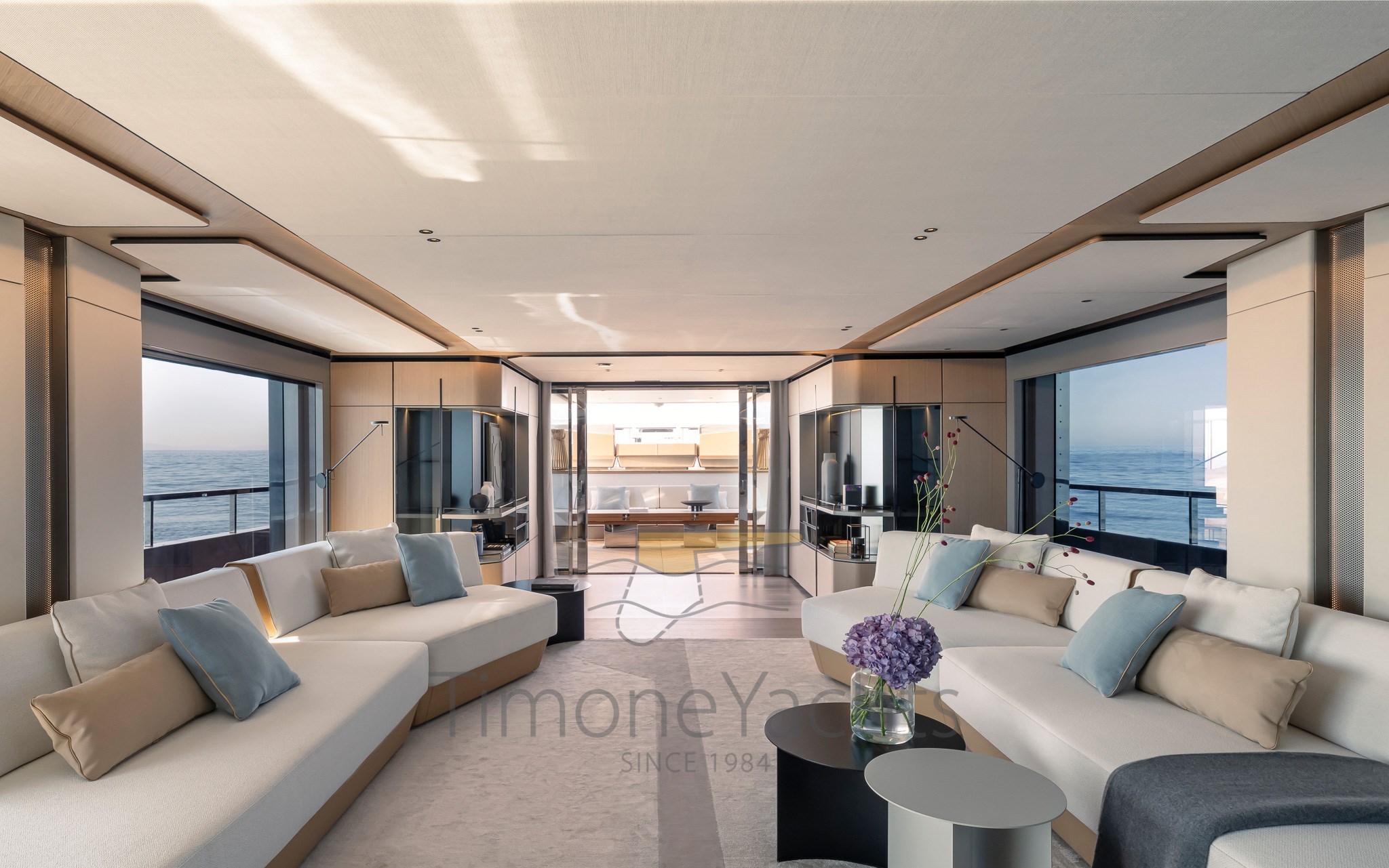 AZIMUT GRANDE TRIDECK 38M