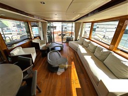 Sunseeker 28M YACHT (2015)