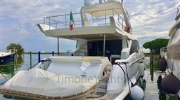 Azimut 66 Fly