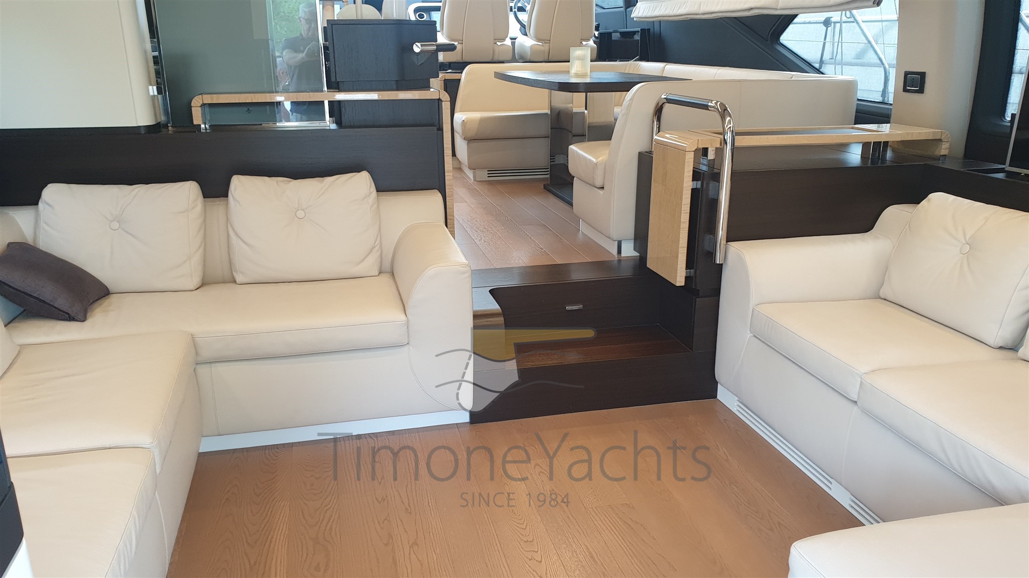 Azimut 66 Flybridge - Dinette