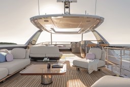 AZIMUT GRANDE 26M
