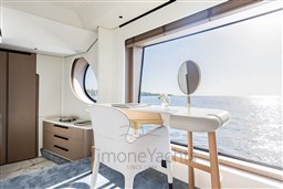 G26M Owner Vanity Corner 1_Low res.jpg