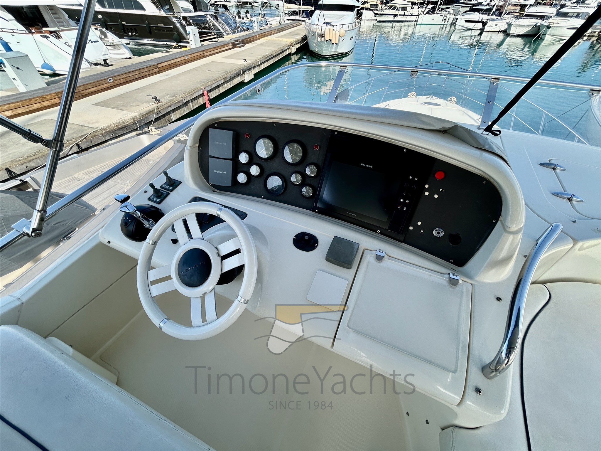 Azimut 62 fly (2005) Timone Yachts