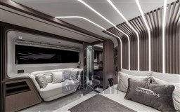 galeon-800-fly