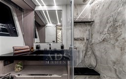 galeon-800-fly