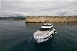 2024-azimut-fly-53-power-10193492-20260523042816243-4