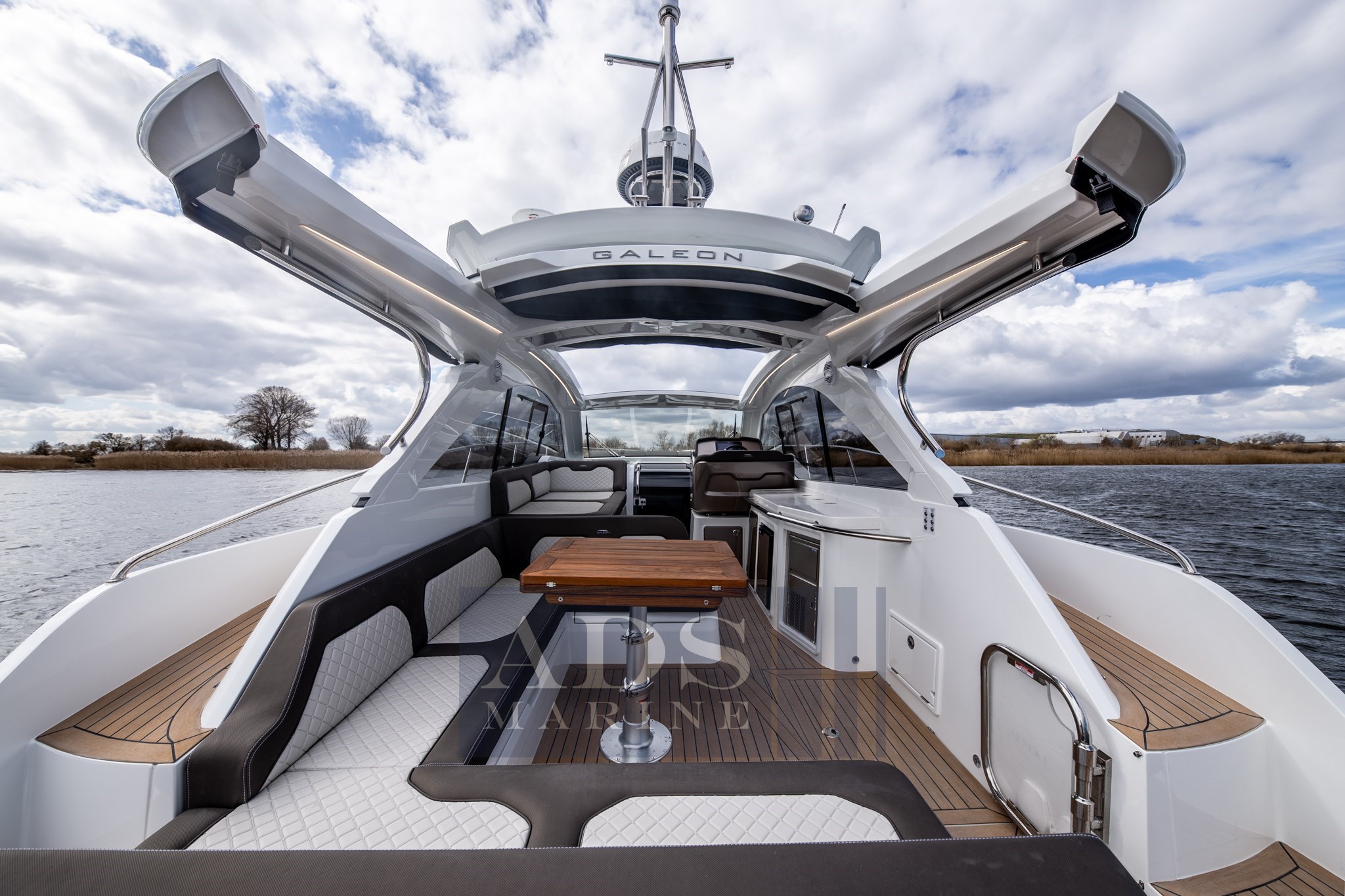 Galeon 405 int 37