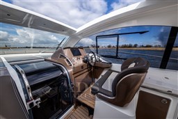 Galeon 405 int 43