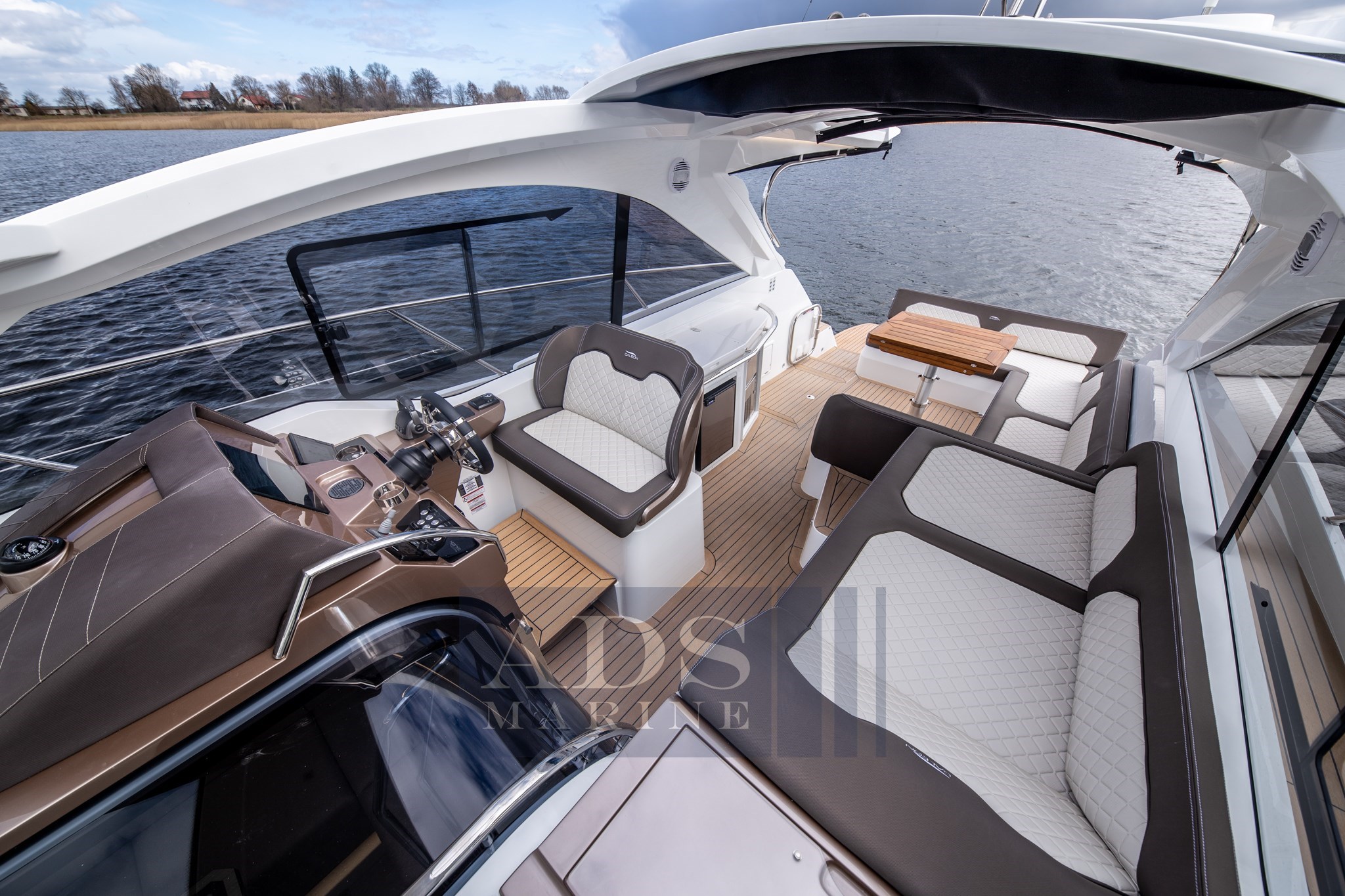 Galeon 405 int 59