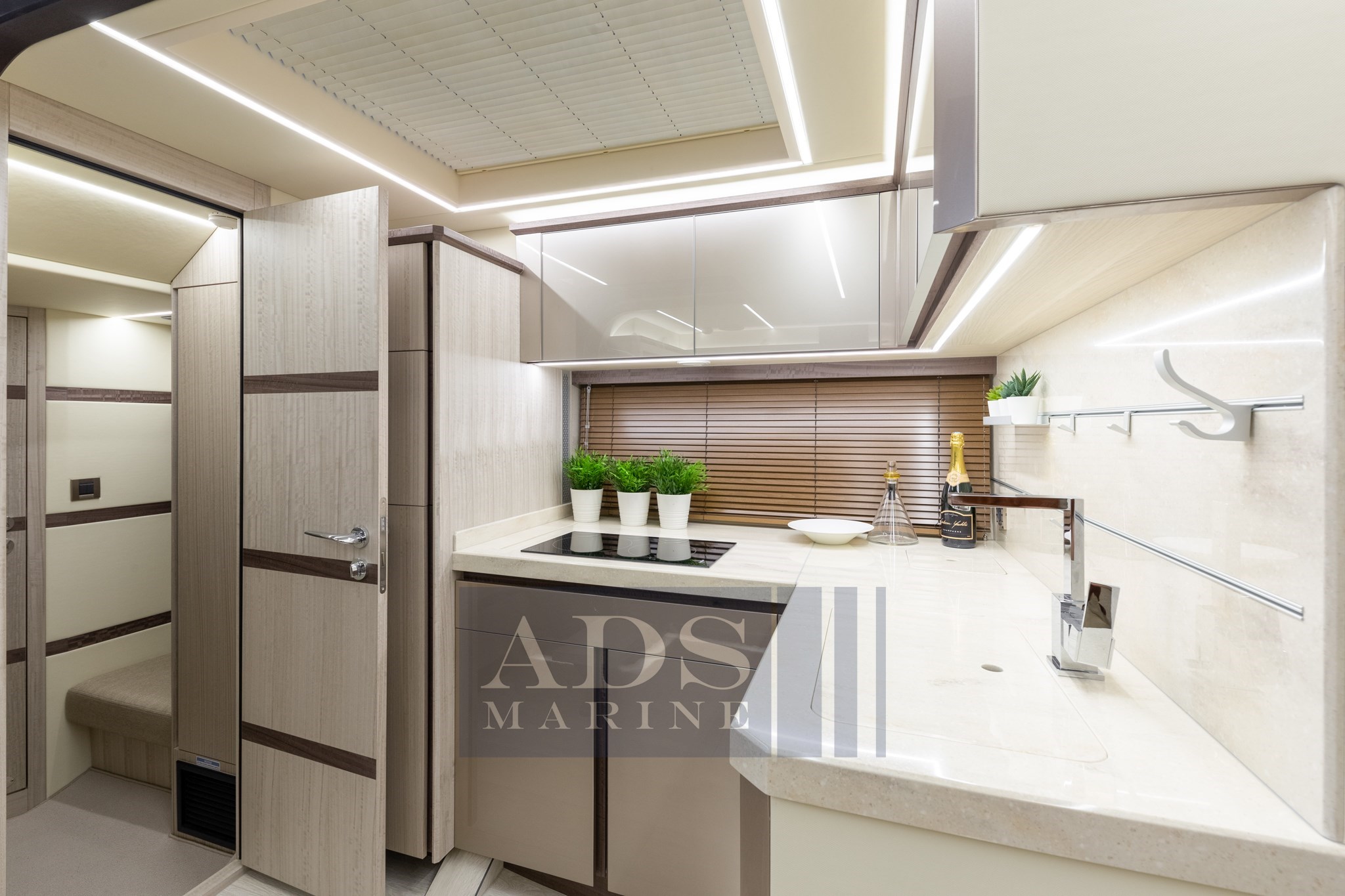 Galeon 405 int 13