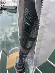 20250923_064424063_iOS