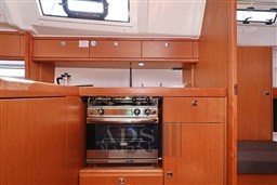 Bavaria_Cruiser-37_2023_11_44534573