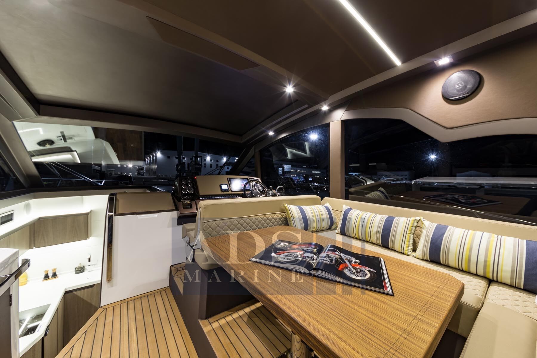 Galeon 425 HTS (4)