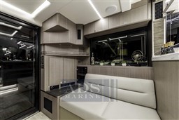 galeon-440-fly-13