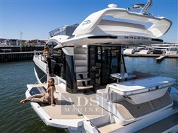galeon-440-fly-7