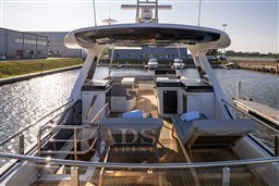 galeon-560fly-9