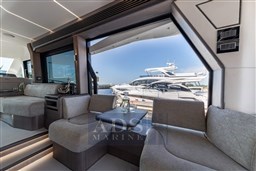 galeon-560-fly-12