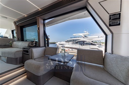 galeon-560-fly-12