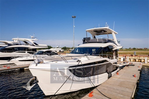 galeon-560fly-3