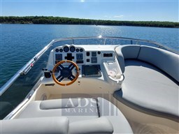 azimut-50-fly-15