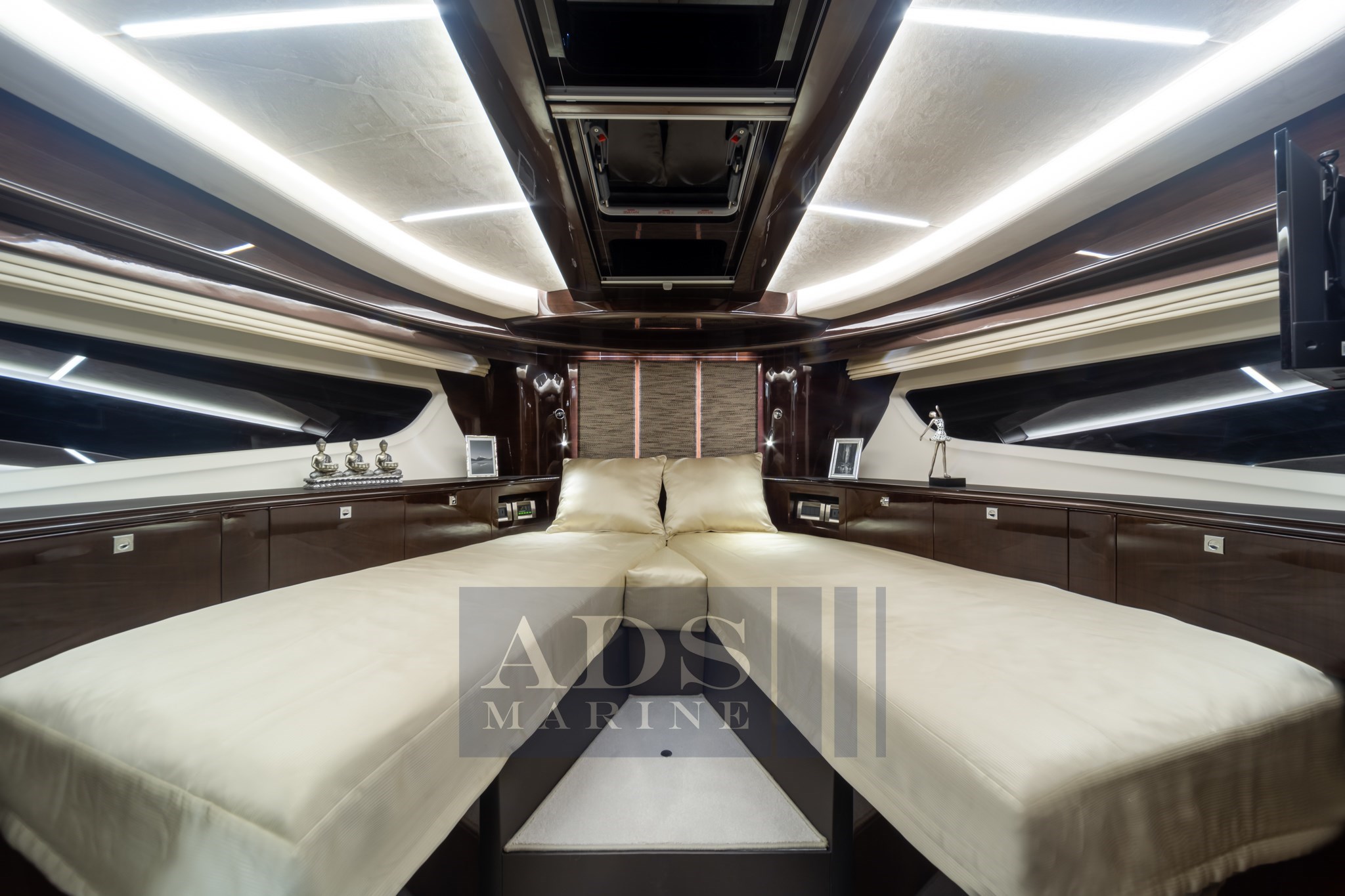 Galeon 410 int 11
