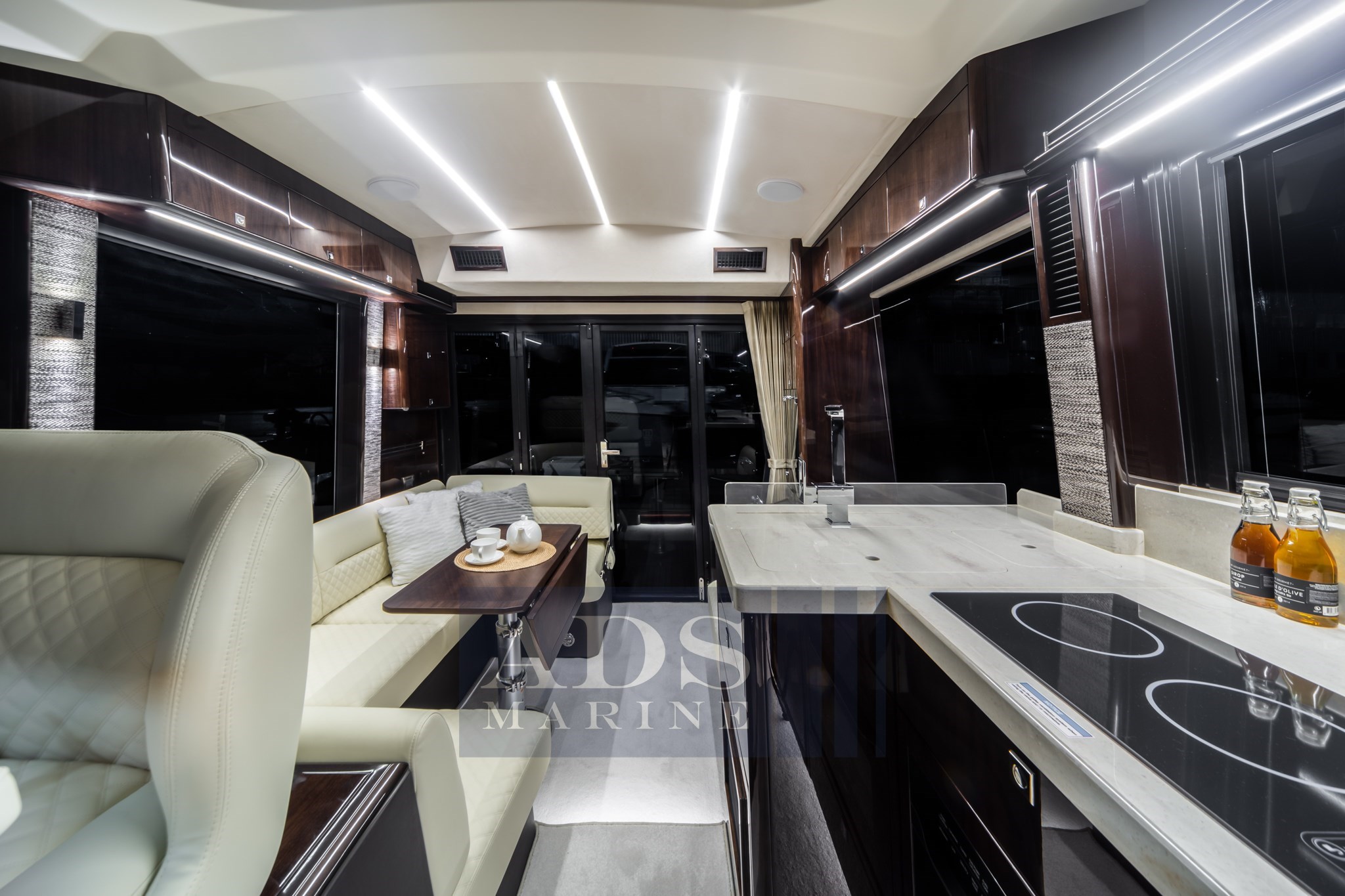 Galeon 410 int 19
