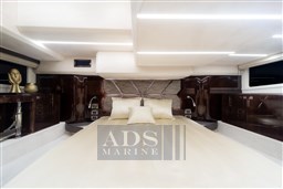Galeon 410 int 02