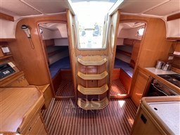 bavaria-38-cruiser-18