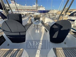 20250928_152435869_iOS