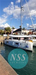 Lagoon 42