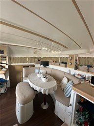 LAGOON 380 LOANO DINETTE 2
