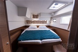 20251017_Oceanis Yachts_Lagoon 42 Starfox_007