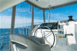 postazione comando lagoon 42