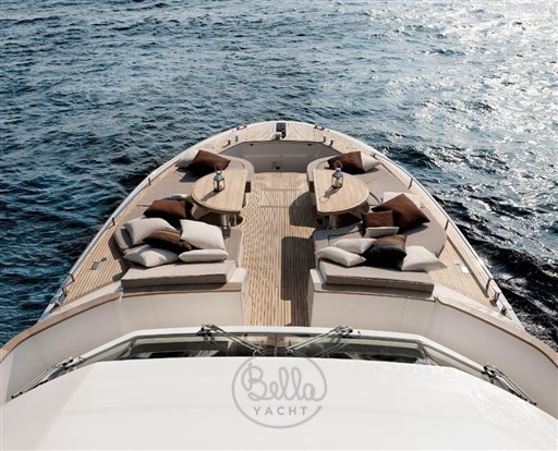 5 - Montecarlo Yachts - MCY76 - Mathieu Gueudin - Yacht Broker - Yachts for sale - Yacht Charter - Cannes - Monaco - Côte d'Azur