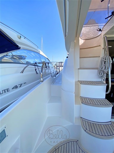3 - Azimut 47 - Bella Yacht - Mathieu Gueudin - Yacht Broker - Sale - Charter - Management - Monaco - Cannes - Saint Tropez
