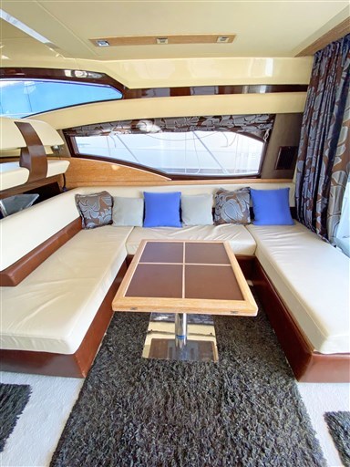 9 - Azimut 47 - Bella Yacht - Mathieu Gueudin - Yacht Broker - Sale - Charter - Management - Monaco - Cannes - Saint Tropez