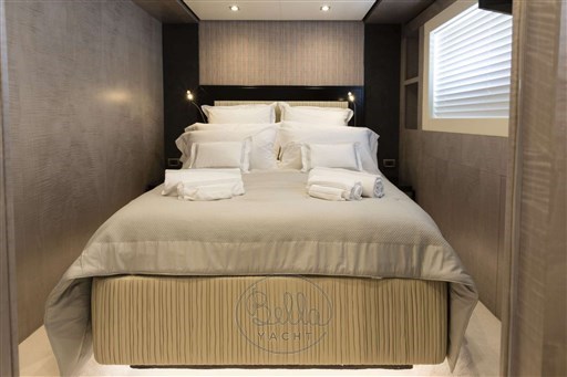 Interior -cabin suite  - - 1yachtforyou - Mathieu Gueudin - BELLA YACHT - Yacht for sale - yacht a vendre - motoryacht .jpg