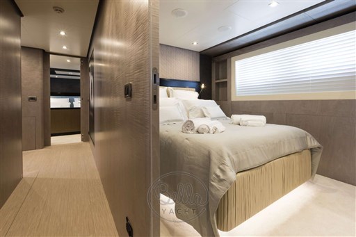 Interior -cabins  - 1yachtforyou - Mathieu Gueudin - BELLA YACHT - Yacht for sale - yacht a vendre - motoryacht .jpg