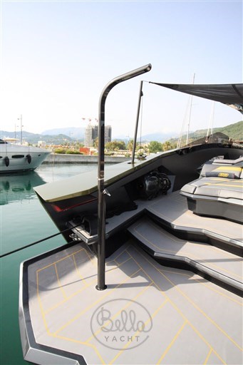 Lamborghini 63 yacht by Tecnomar  - for sale - buy - pre-owned  - used bella yacht   (8)