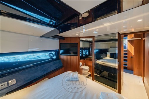 Riva Ribelle 66 d'occasion a vendre, Bella Yacht, Cannes, Antibes, Saint-Tropez, Monaco (33)