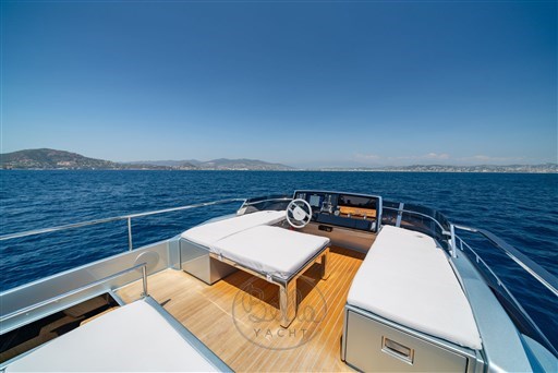 Riva Ribelle 66 d'occasion a vendre, Bella Yacht, Cannes, Antibes, Saint-Tropez, Monaco (16)