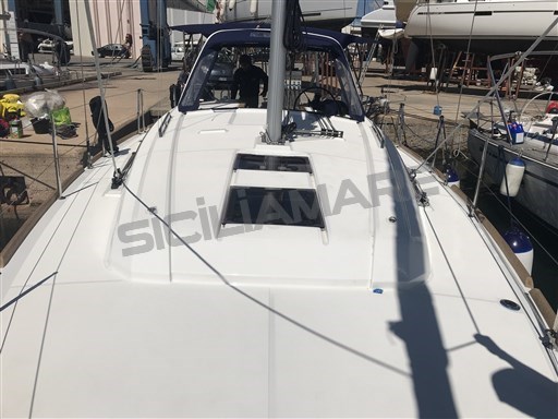 Beneteau Oceanis 38.1